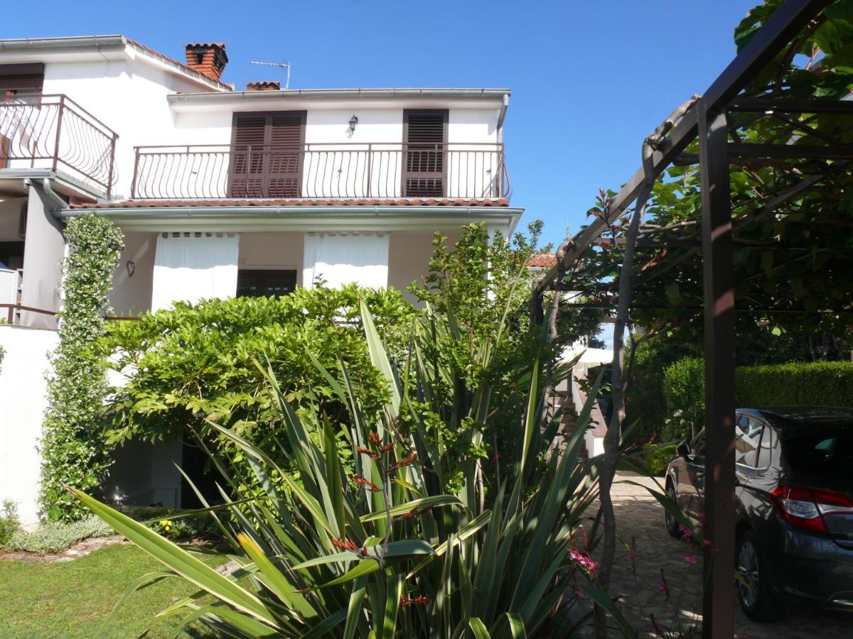 Apartment Marijana Πόρετς Εξωτερικό φωτογραφία