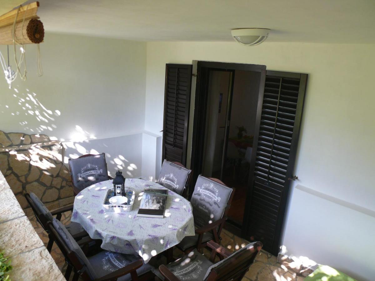Apartment Marijana Πόρετς Εξωτερικό φωτογραφία